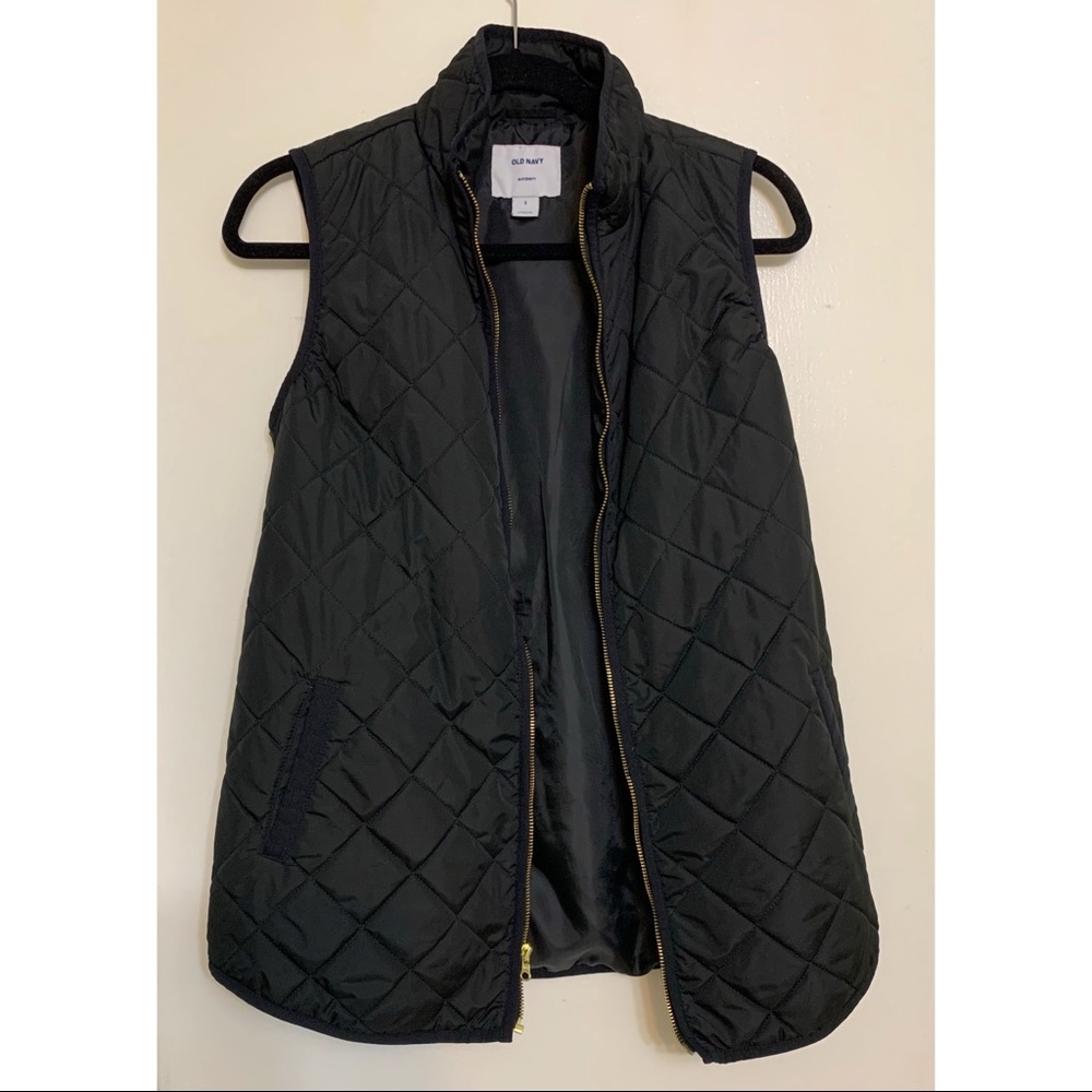 Old Navy Maternity Vest